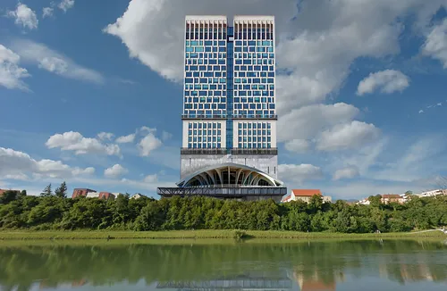 Ana Čigon: Phoney Towns II